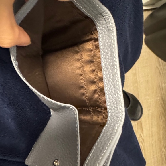 Italian Leather Gray Wallet - Picture 5 of 6